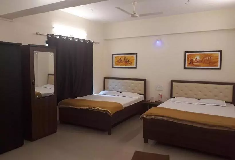 Majatalo Maharaja Family Guest House