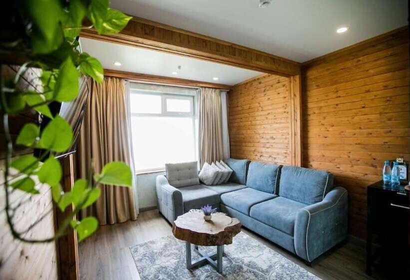 هتل Ethno Park Resort Bishkek2024