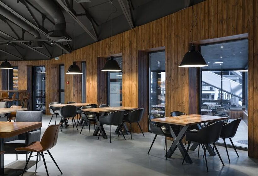 هاستل Campus Community A