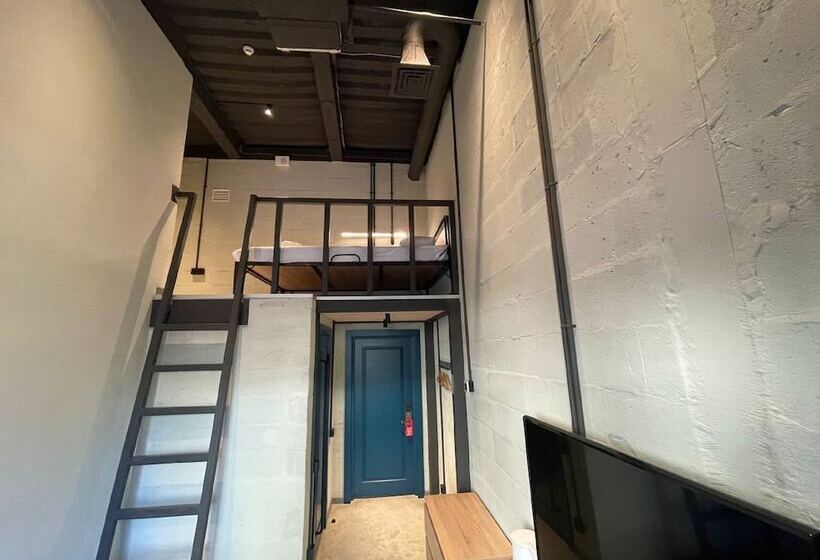 هاستل Campus Community A