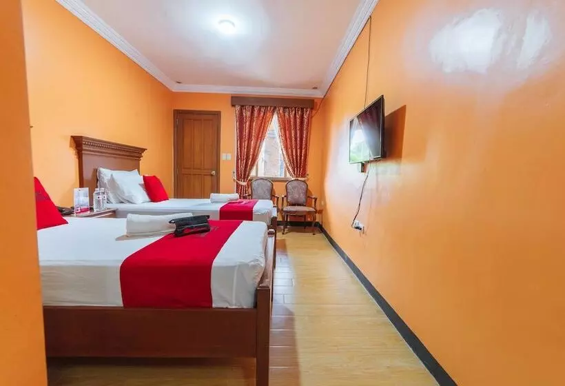 Aamiaismajoitus (B&B) Reddoorz Plus @ Starhomes Olivianville