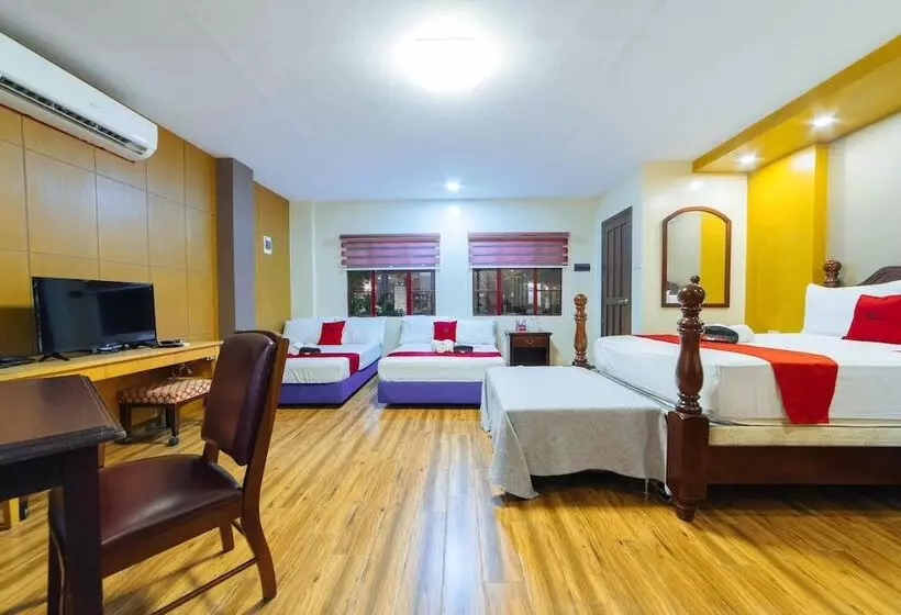 Aamiaismajoitus (B&B) Reddoorz Plus @ Starhomes Olivianville