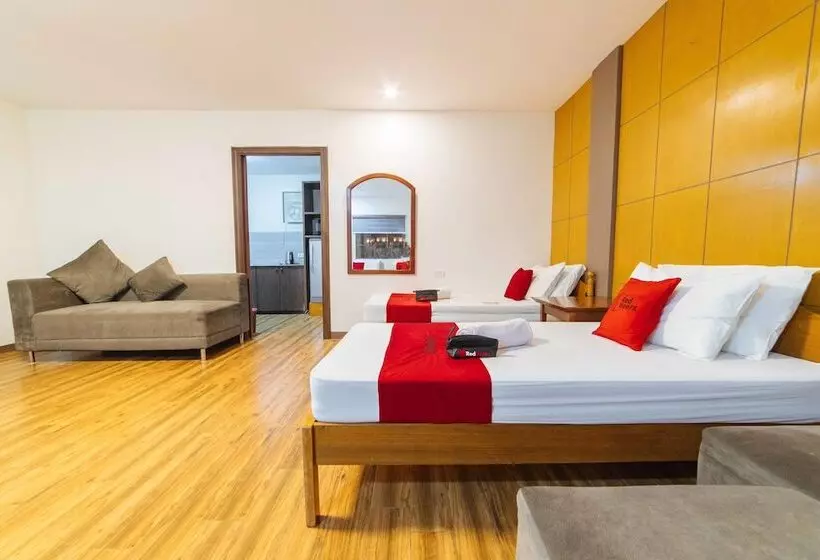 Aamiaismajoitus (B&B) Reddoorz Plus @ Starhomes Olivianville