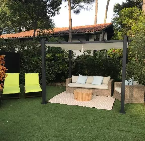 پانسیون Bancs De Sable
