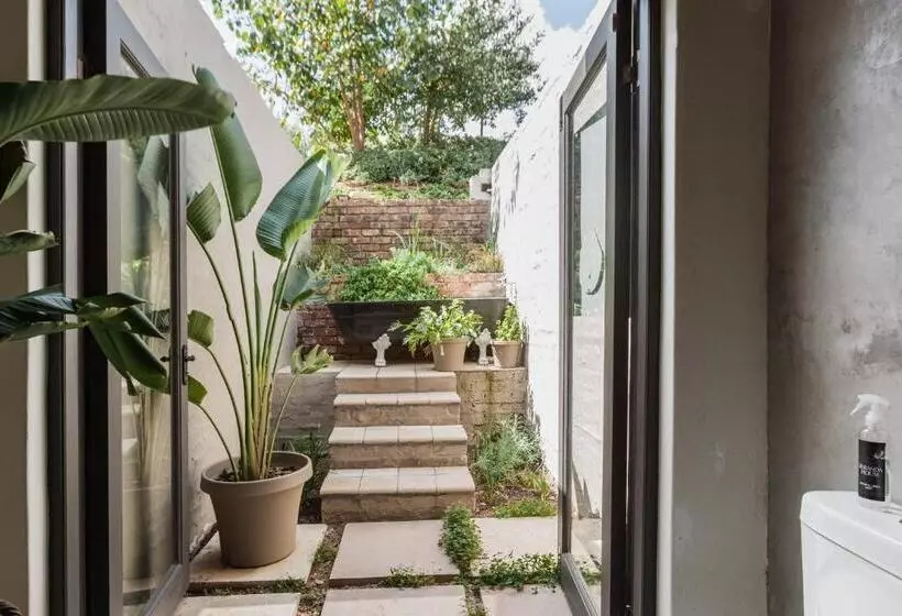 Majatalo Veranda House Boutique Accommodation