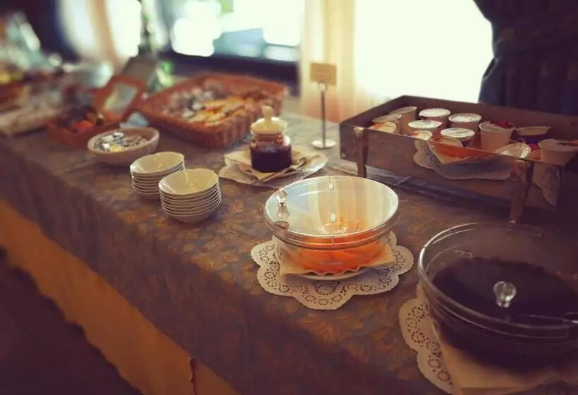 Hotelli Lido   Beach And Palace