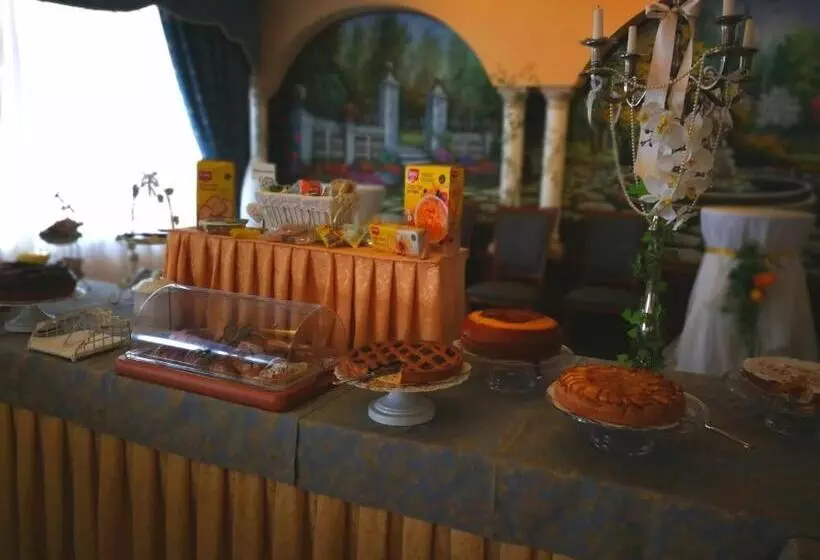 Hotelli Lido   Beach And Palace