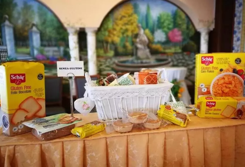 Hotelli Lido   Beach And Palace