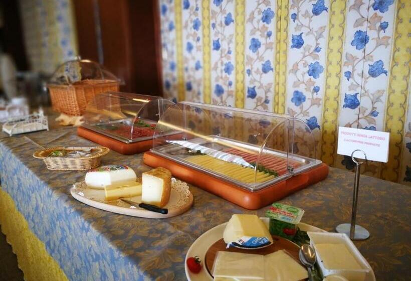 فندق Lido Beach And Palace