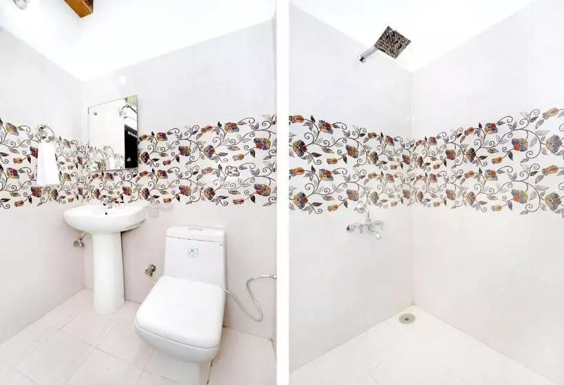 Hotelli Oyo 6785 Sunder Bus Stand