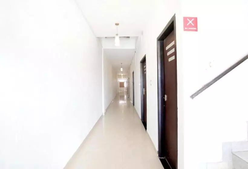 Hotelli Oyo 6785 Sunder Bus Stand