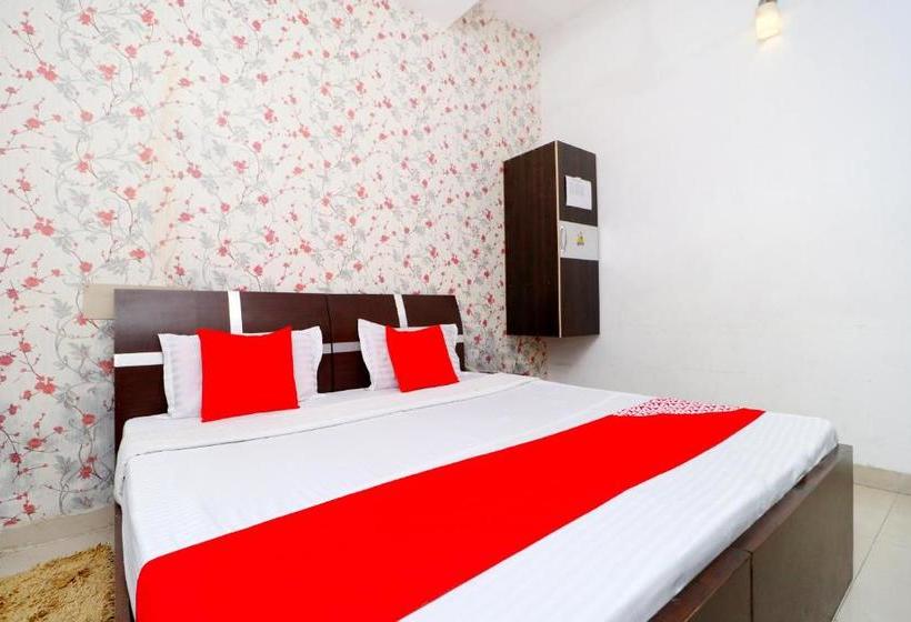 בית מלון כפרי Oyo 6785 Sunder Bus Stand