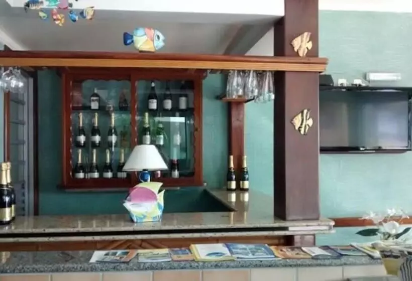 هتل Pousada Porto Do Itagua