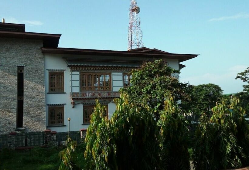 酒店 The Royal Orchid