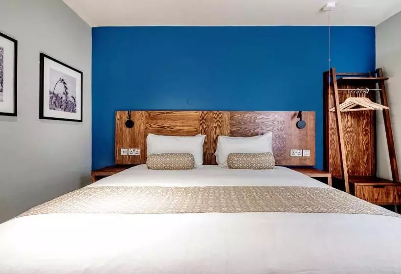 هتل The Wheatsheaf By Innkeeper S Collection