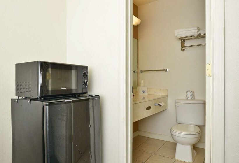 هتل America S Best Value Inn Marion