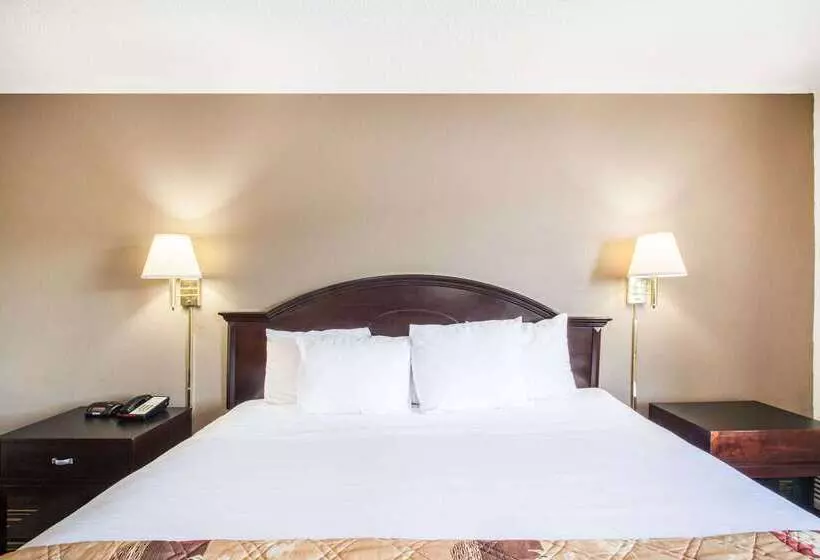 Отель Days Inn By Wyndham Aberdeen