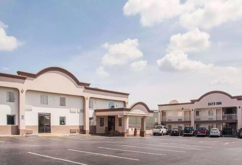 Отель Days Inn By Wyndham Aberdeen