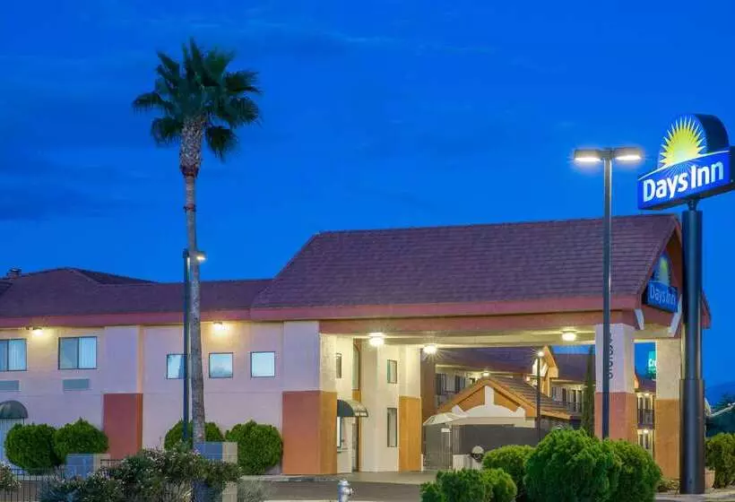 호텔 Days Inn By Wyndham Tucson Airport