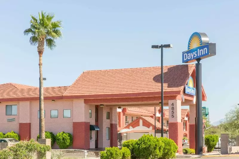 호텔 Days Inn By Wyndham Tucson Airport