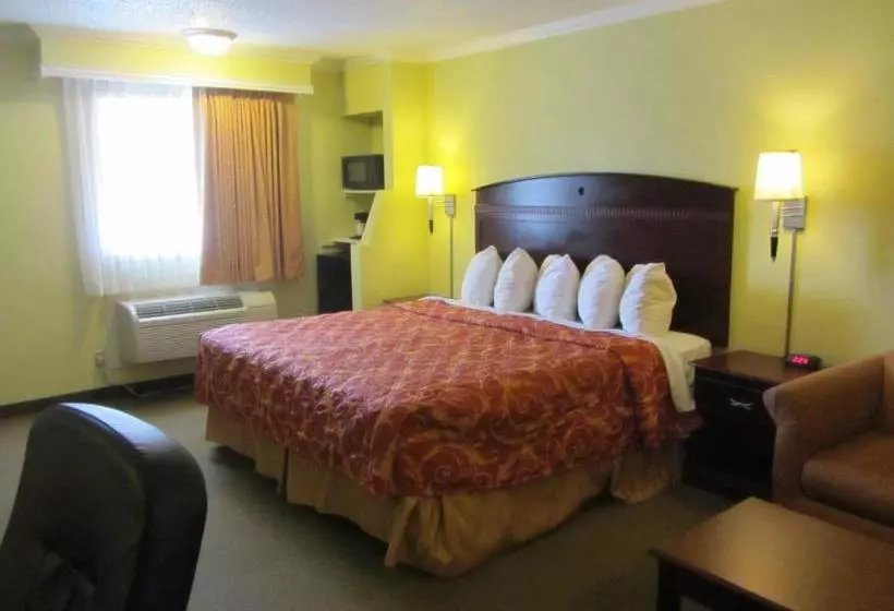 Hotel Days Inn By Wyndham Plainview