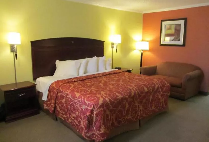 Hotel Days Inn By Wyndham Plainview