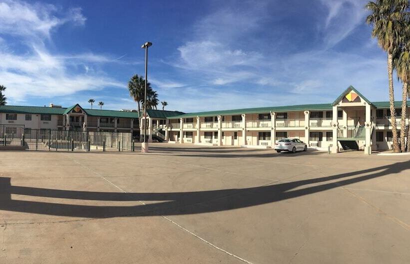 فندق Days Inn By Wyndham Safford, Az