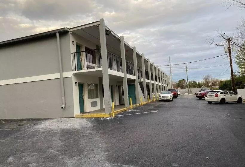 מוטל Red Carpet Inn & Suites   Danville