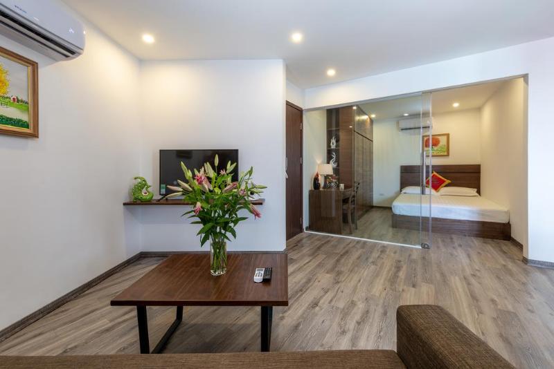 Granda West Lake Apartment