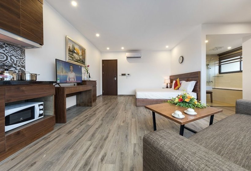 Granda West Lake Apartment