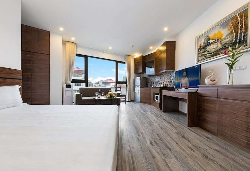 Granda West Lake Apartment