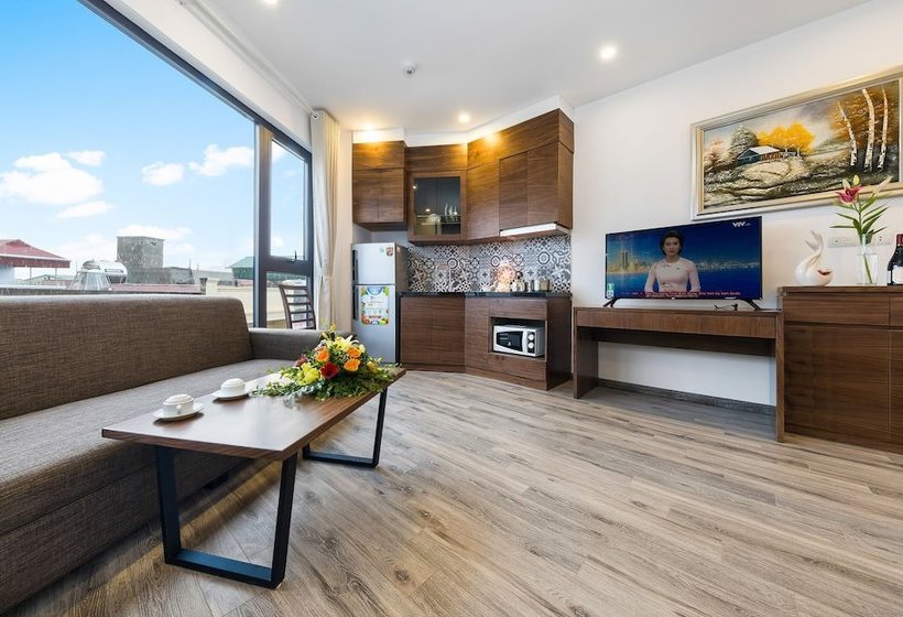 Granda West Lake Apartment