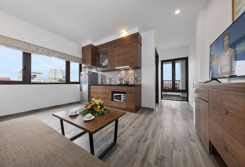 Granda West Lake Apartment