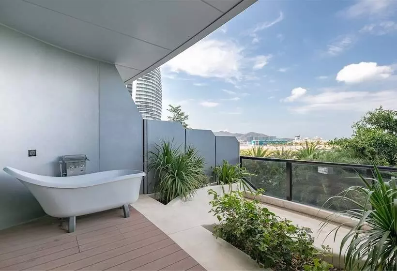 Yuejia Sea Apartment Phoenix Island