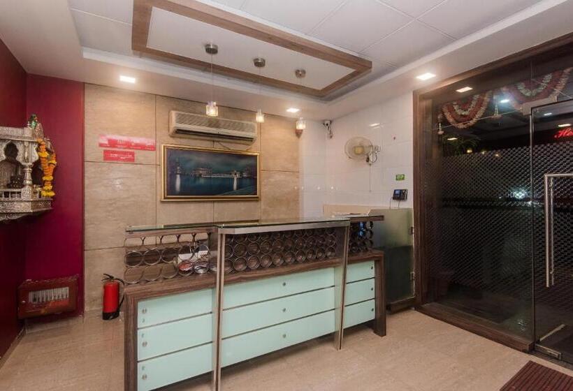 Super Hotel O Solitaire