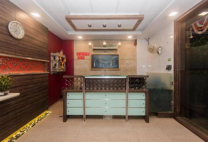 Super Hotel O Solitaire