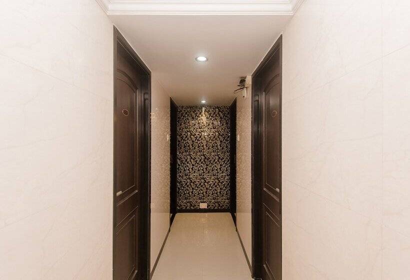 Super Hotel O Solitaire