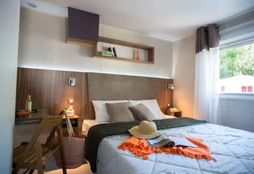 ホテル Siblu Condrieu