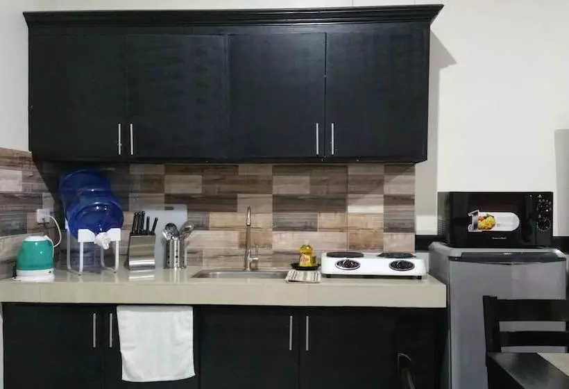 Luxury Suites E