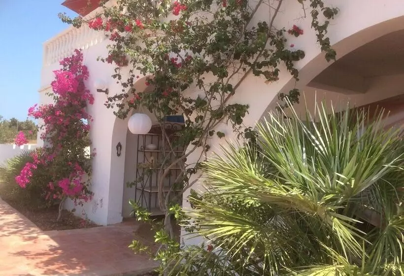 Majatalo Domaine El Manar