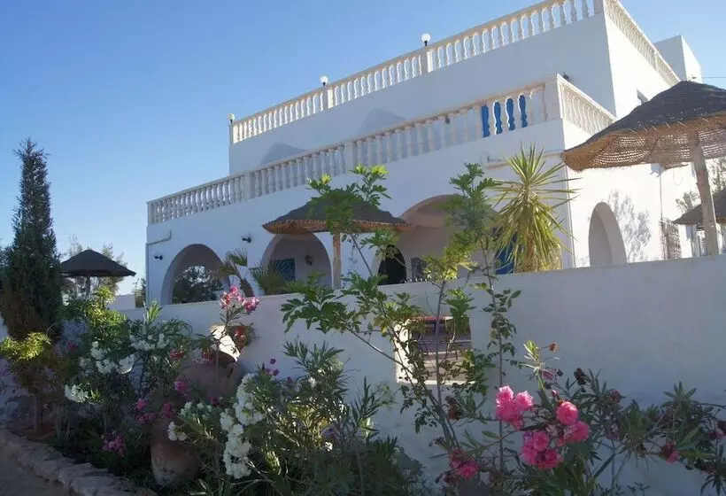 Majatalo Domaine El Manar