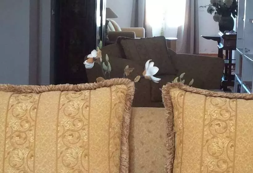 Majatalo Domaine El Manar