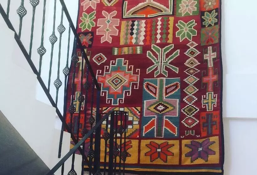 Majatalo Domaine El Manar