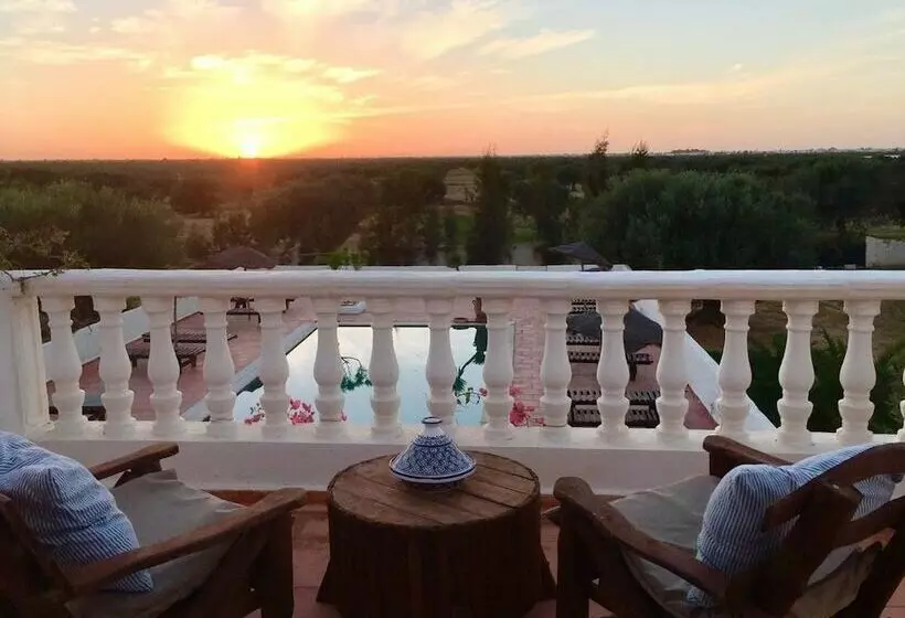 Majatalo Domaine El Manar