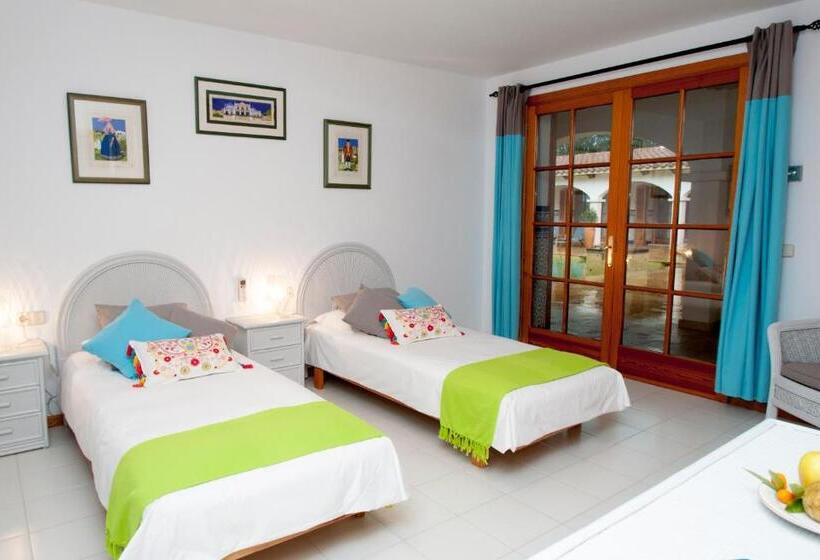 پانسیون Sa Legitima