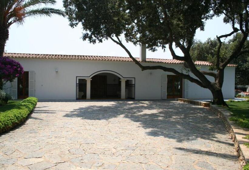 پانسیون Sa Legitima