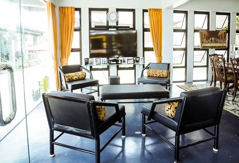 بنسيون Zeller Court Apartelle