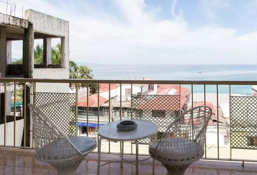 Rooms On The Hip Strip   Montego Bay