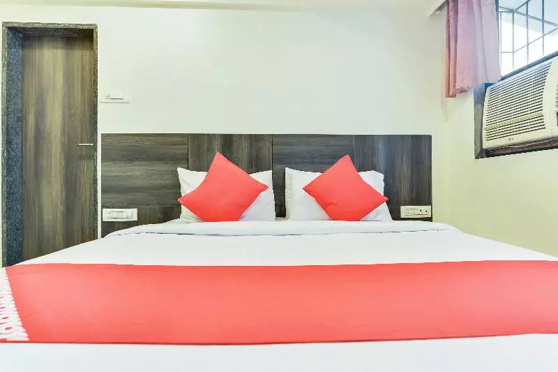 هتل Sharada International By Oyo Rooms