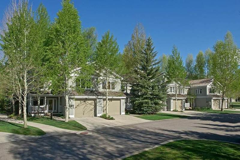 Отель Teton Pines Resort